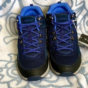 *Never Worn* Vionic Cypress Women’s Blue Suede Mesh Water Resistant Hiking Boots